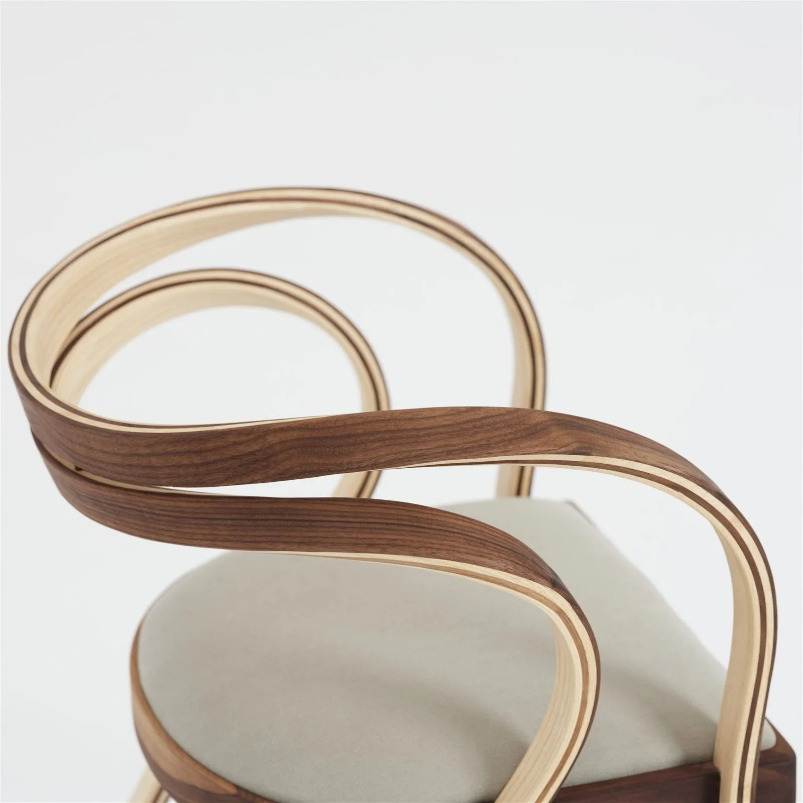 Nina & Beni, detail of the steam-bent arms