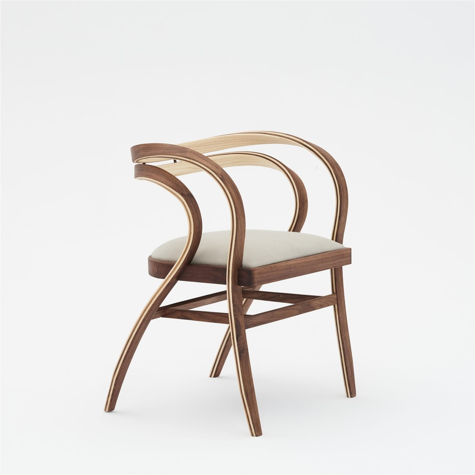 Nina & Beni chair, three-quarter view