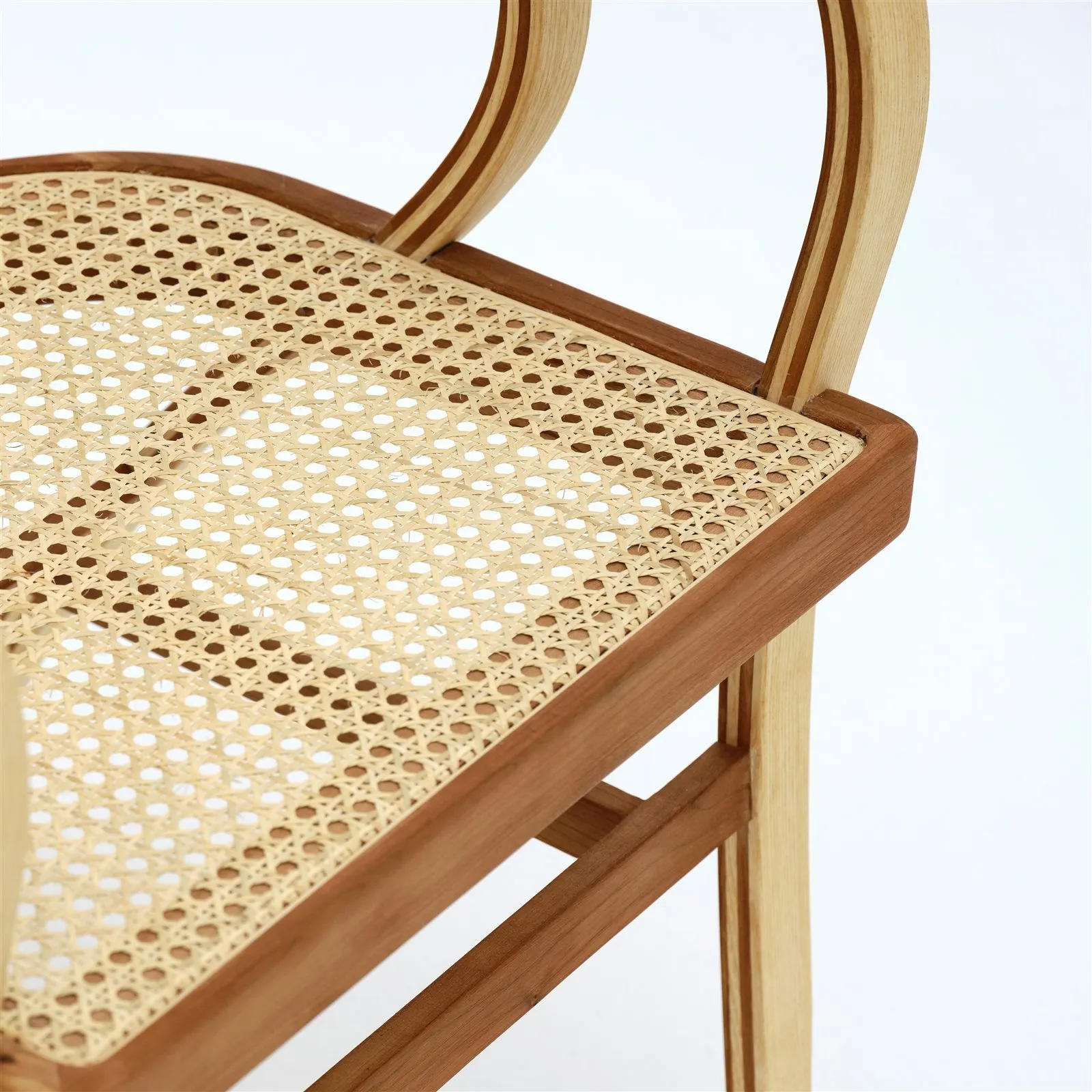 Nina & Beni, detail of the woven seat