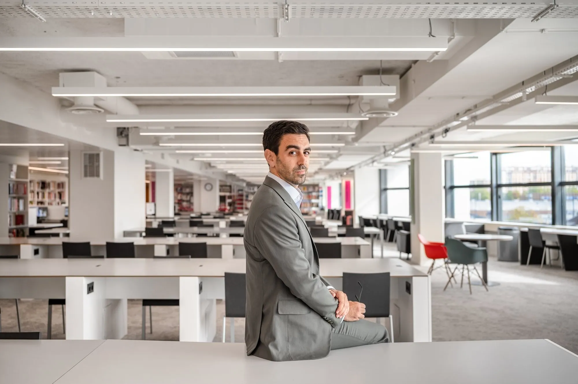 Andrés Mariño Maza in the reading room of BPI Lumière, Bibliothèque publique d'information, Paris